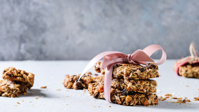 Dark Chocolate Strawberry Oat Bars