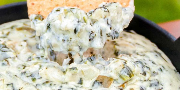 Light Spinach and Artichoke Dip