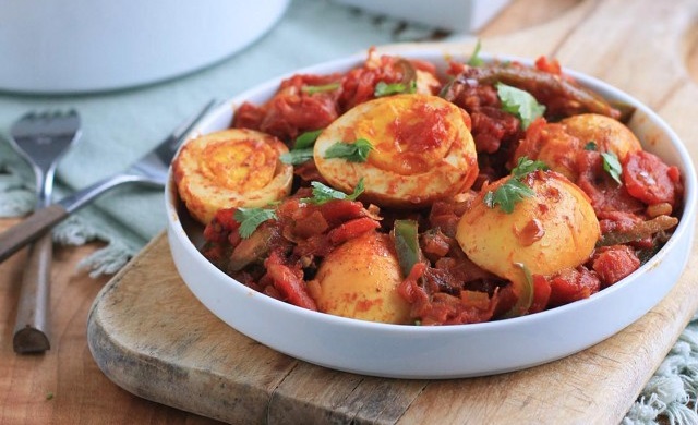 Burmese Golden Egg Curry