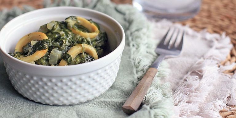 Creamy Coconut Spinach with Squid