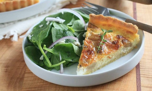 40 Cloves of Garlic Quiche