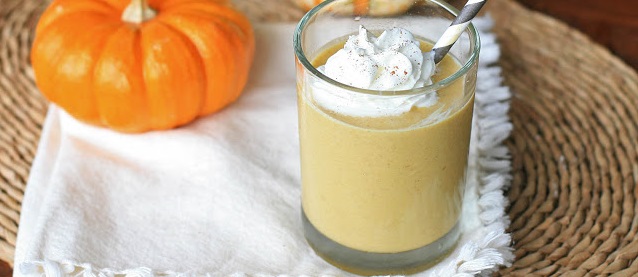 Healthy Pumpkin Spice Smoothie