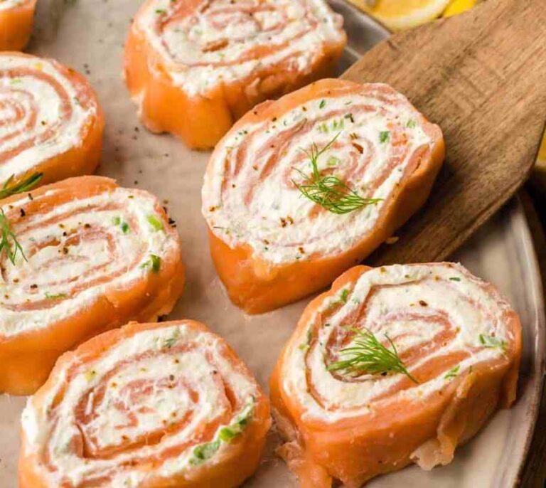 Party snack: Salmon & Cheese Pinwheels