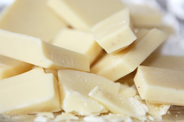 GAPS-friendly White Chocolate (+ White Chocolate Chips)