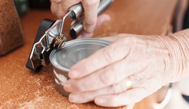 Electric Vs Manual Can Openers