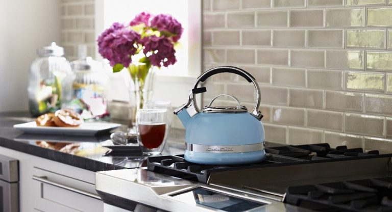 Using And Taking Care Of Your Tea Kettle