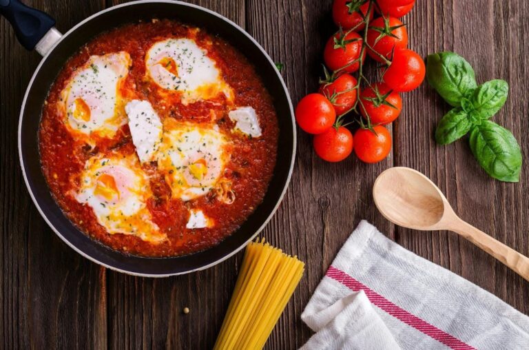 How to Process Photos of Your Favorite Dishes for a Special Occasion