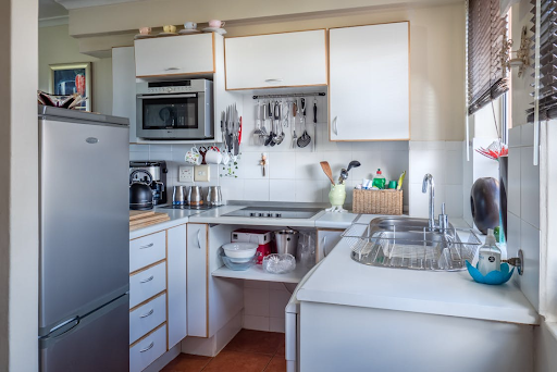 What Are the Benefits of Refurbished Refrigerators?