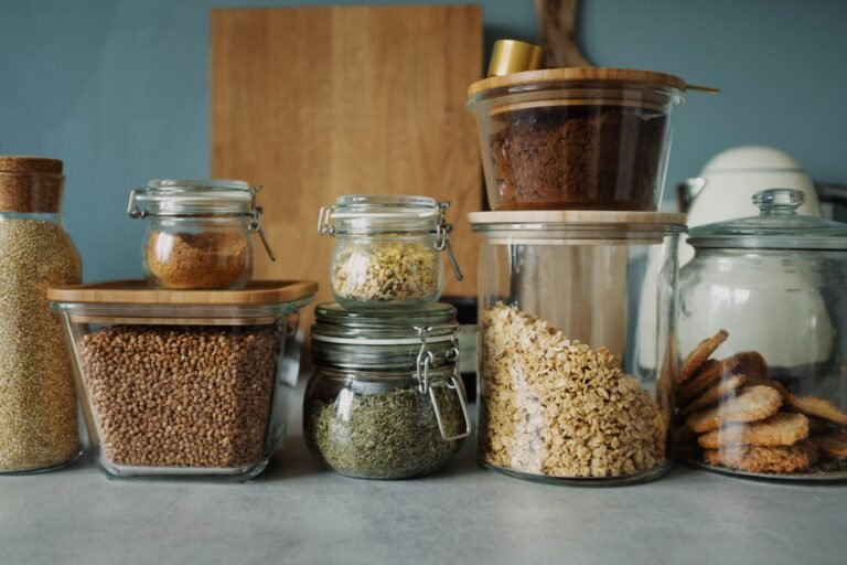 How to Organize Your Pantry to Keep Ingredients Fresh and Reduce Food Waste